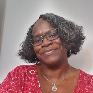 Meet your Posher, Cee